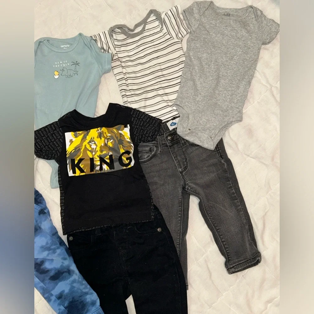Gently worn boys clothes. - Picture 3 of 14
